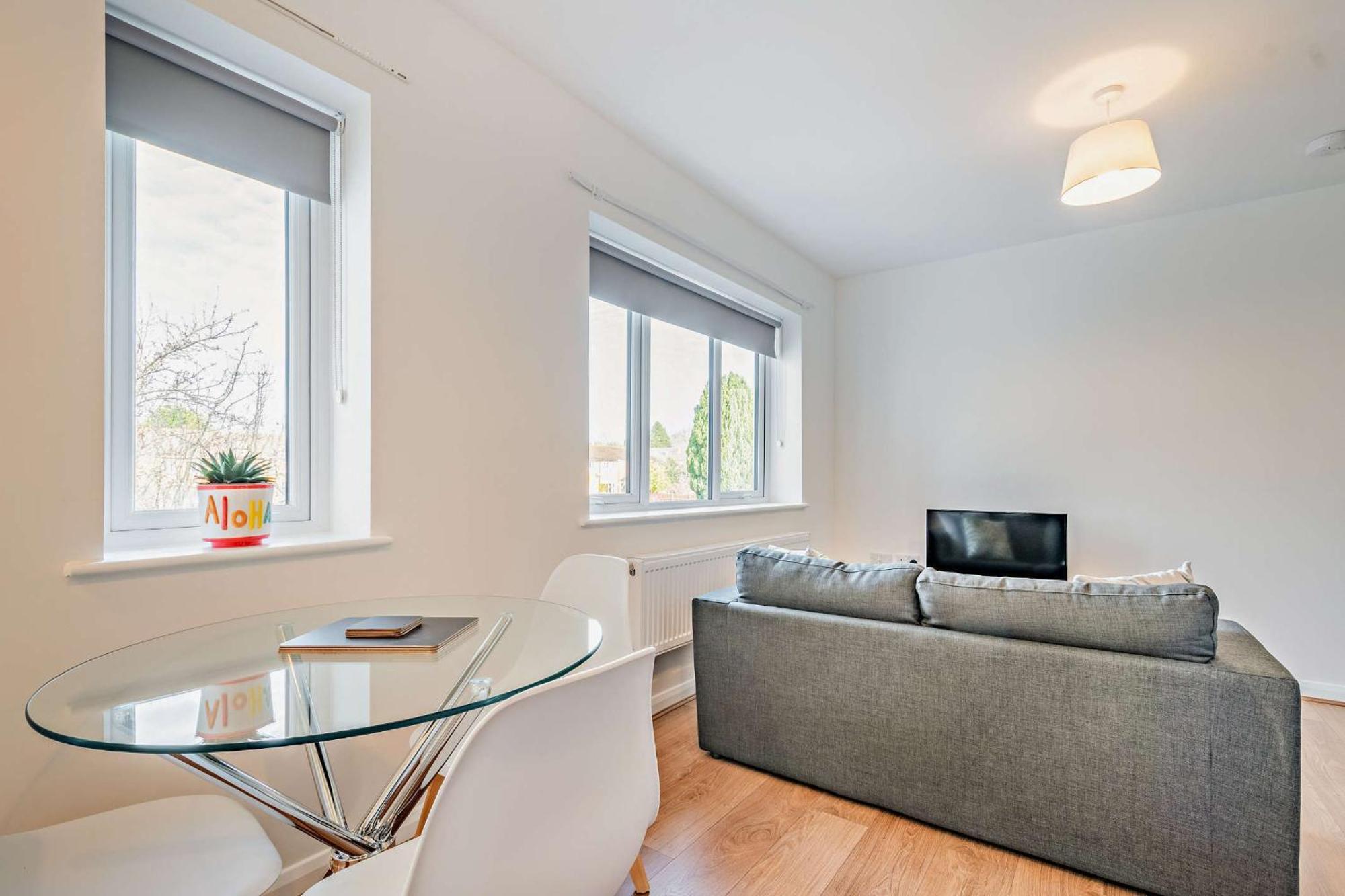 Modern, City Living Apartments- Private Parking Oxford Phòng bức ảnh