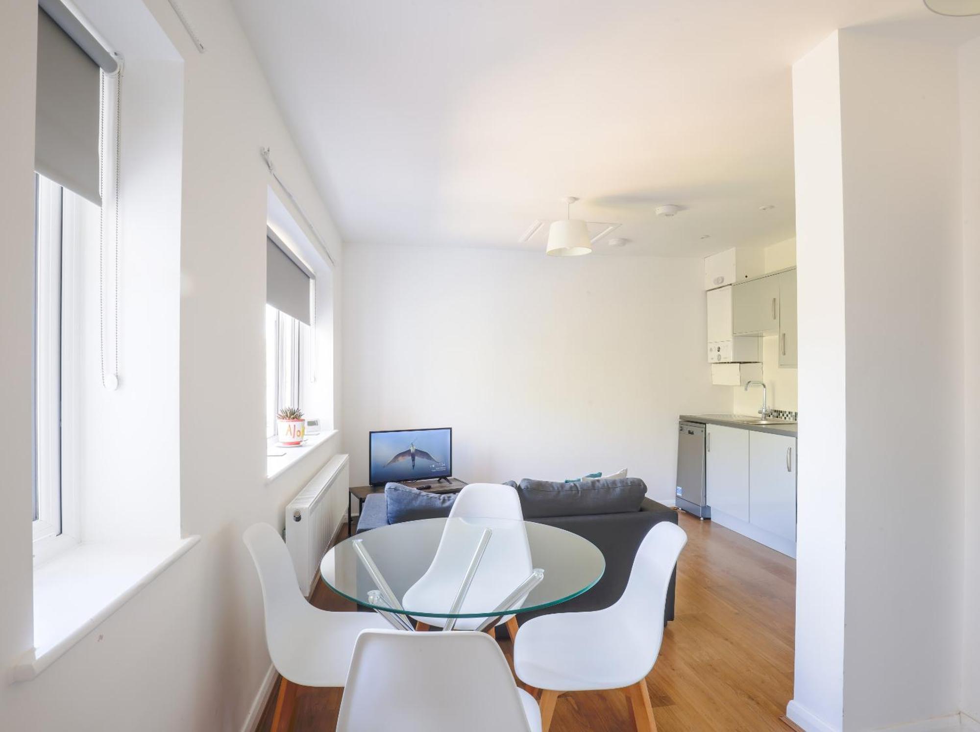 Modern, City Living Apartments- Private Parking Oxford Phòng bức ảnh