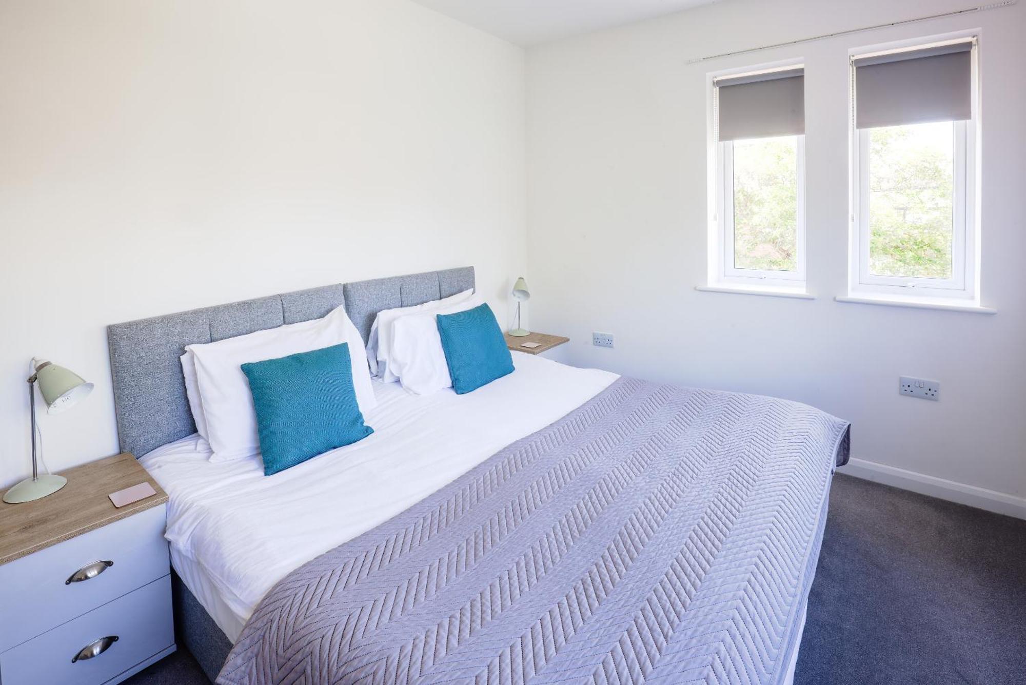 Modern, City Living Apartments- Private Parking Oxford Phòng bức ảnh